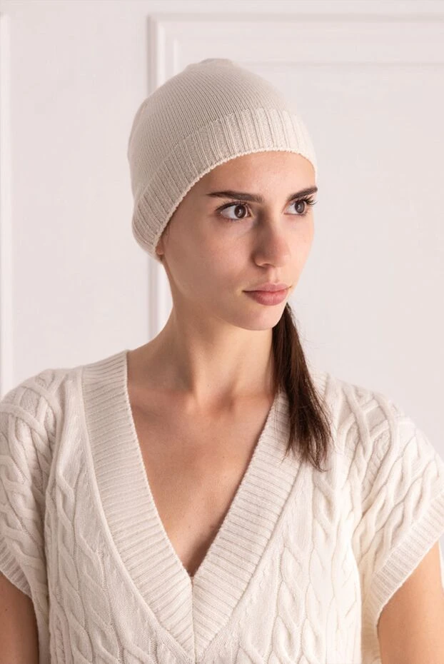 Casheart woman beige cashmere hat for women купить с ценами и фото 133326 - photo 2