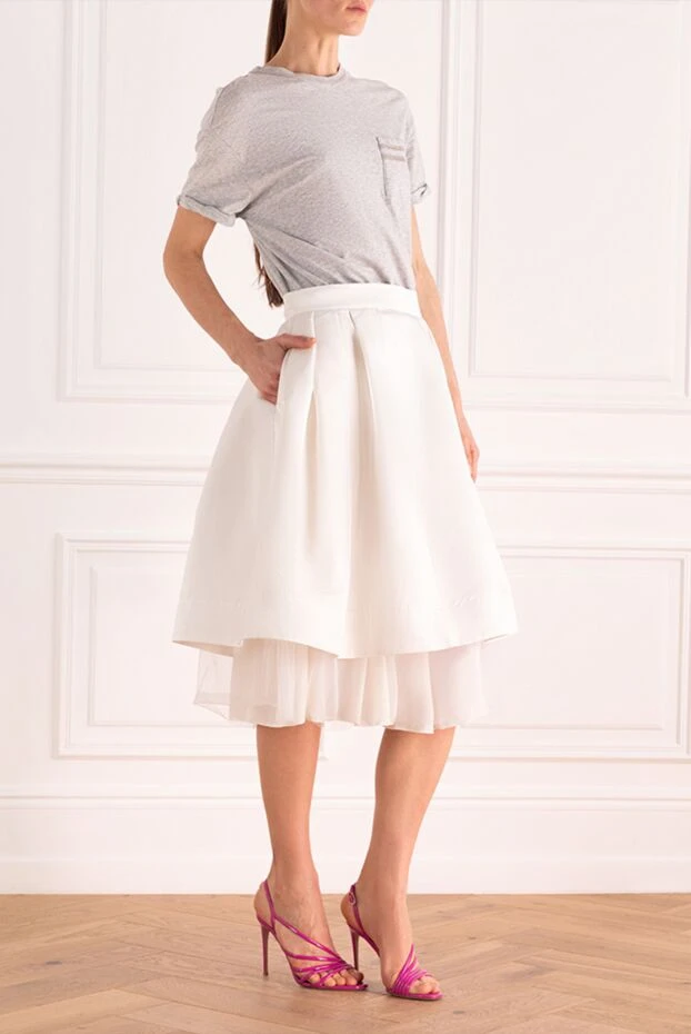 Brunello Cucinelli a dress with a t-shirt-like design and a full white cotton skirt
 134047 - photo 3