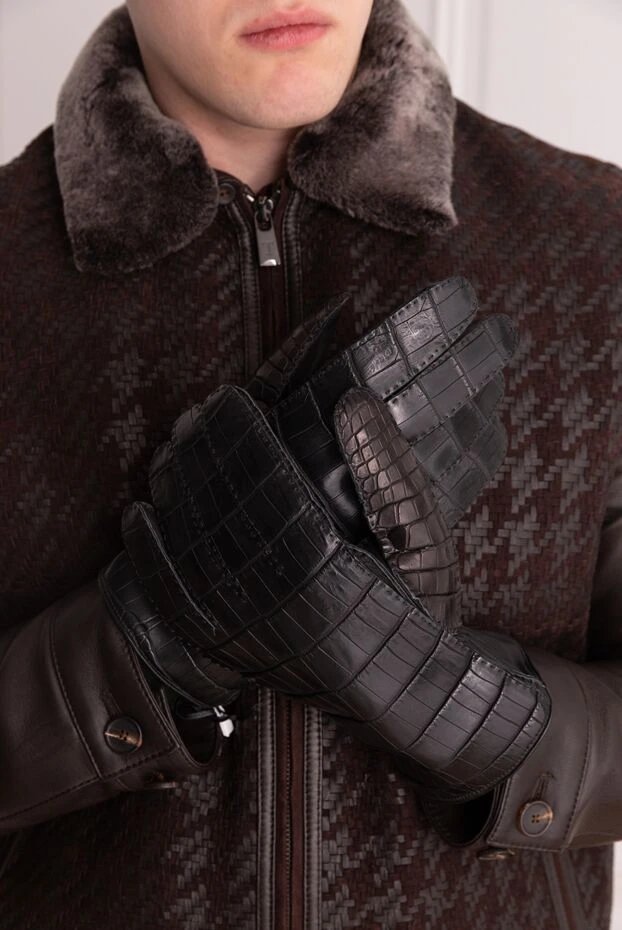 Mazzoleni man black crocodile leather gloves for men купить с ценами и фото 138688 - photo 2