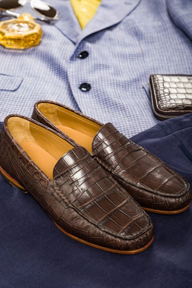 Cesare di Napoli лоферы-пенни из кожи аллигатора темно-коричневые мужские 140600 - фото 3