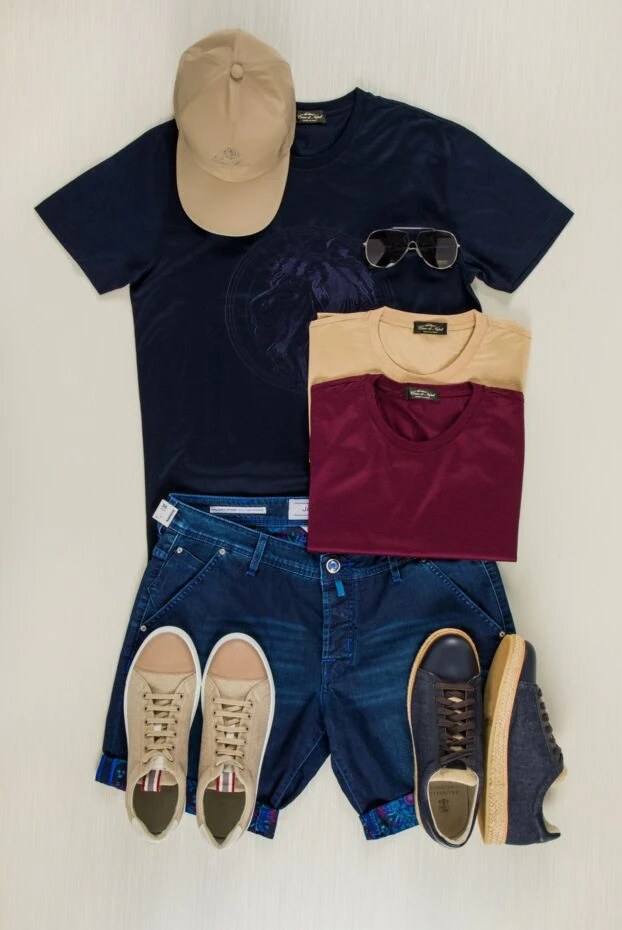 Cesare di Napoli мужская футболка тёмно-синяя с фактурным изображением льва
145077 - фото 2