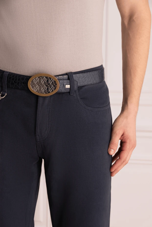 Brioni ремень из кожи аллигатора с крупной золотой пряжкой

 145440 - фото 2