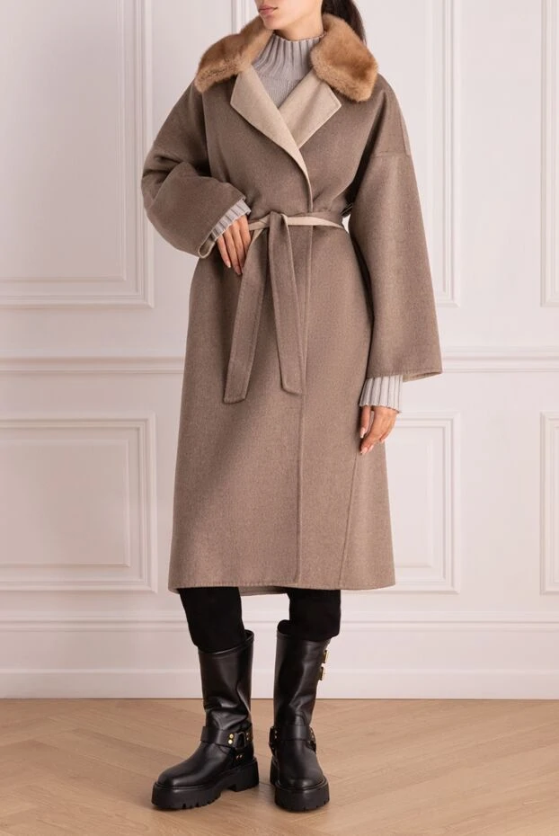 Bilancioni woman women's beige coat купить с ценами и фото 146880 - photo 2