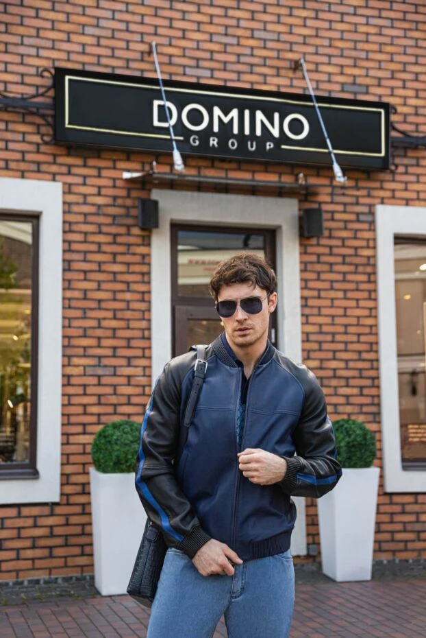 Stefano Ricci бомбер из натуральной кожи синий с черными рукавами
149024 - фото 2