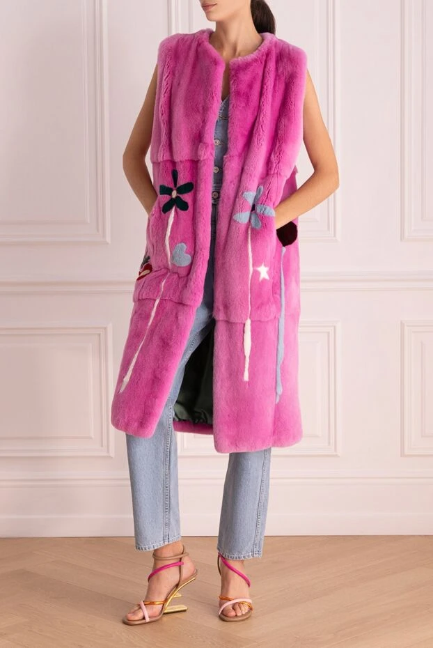 Daniela Vezza woman women's pink natural fur vest купить с ценами и фото 149327 - photo 2