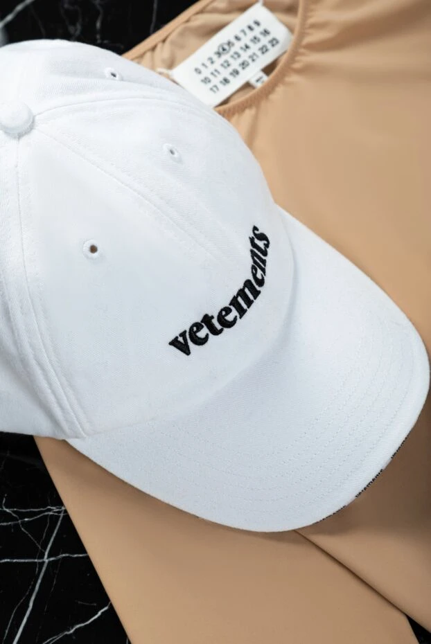 Мақтадан тігілген, логотипі бар ақ әйелдер қалпағы - фото 2