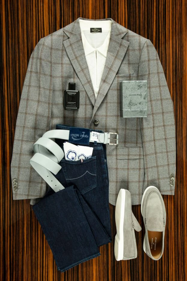 Пиджак в крупную клетку на двух пуговицах в сером цвете - фото 2