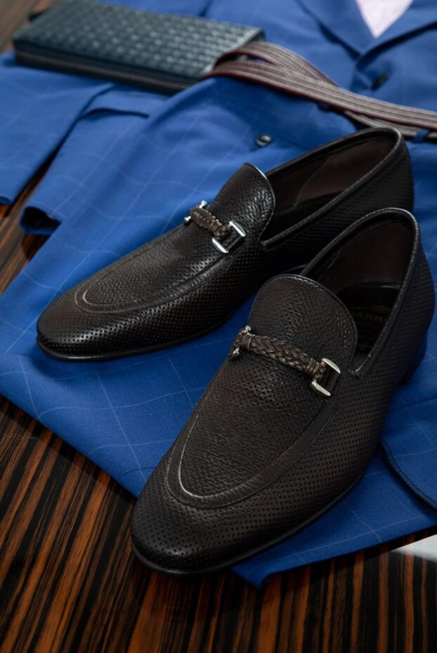 Barrett brown perforated men's loafers with braided buckle

 151811 - photo 3