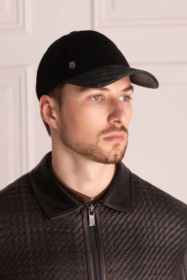 Corneliani man black crocodile and cashmere cap for men купить с ценами и фото 151982 - photo 2