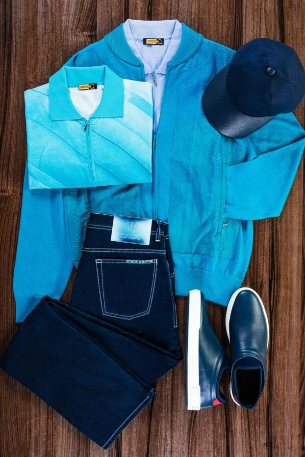 Жылан терісінен жасалған ілгектері бар көгілдір ерлер кардиганы
- фото 2