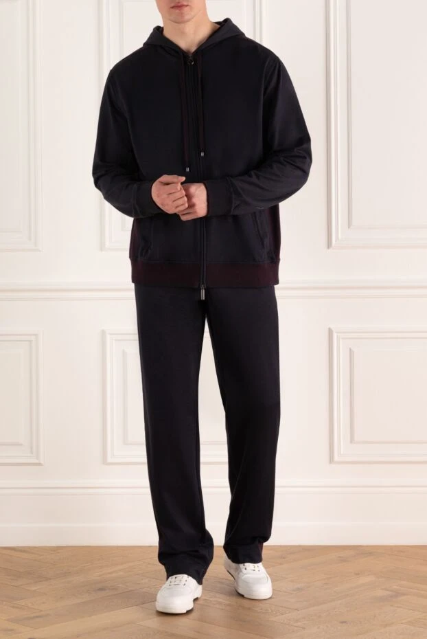 Спортивный костюм из хлопка темно синий с капюшоном
- фото 2