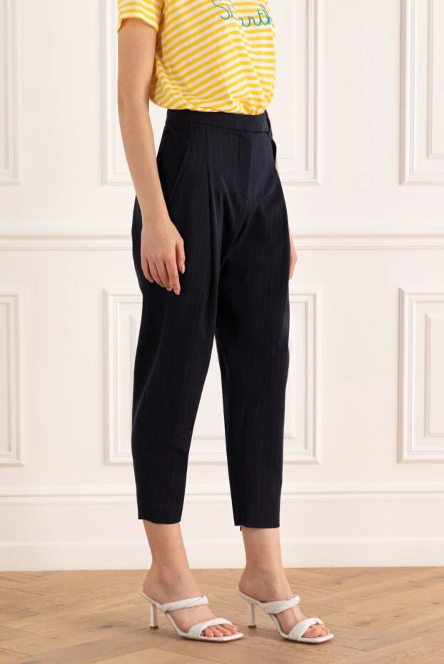 Brunello Cucinelli брюки женские укороченные в полоску синие 154851 - фото 3