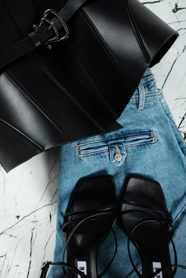 Citizens of Humanity джинсы женские хлопковые синие укороченные 156303 - фото 2