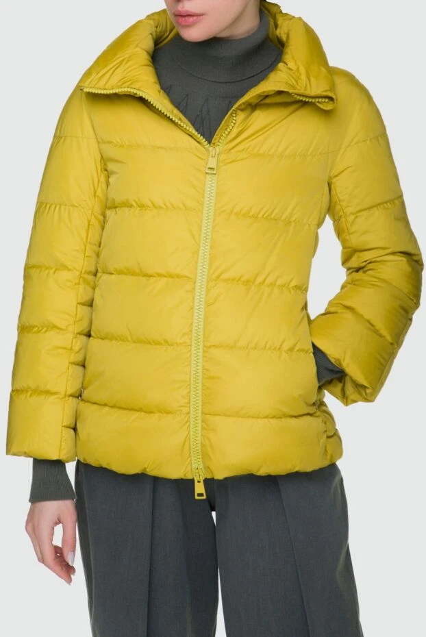 Herno пуховая куртка лимонного цвета с горизонтальной стежкой
 157789 - фото 3