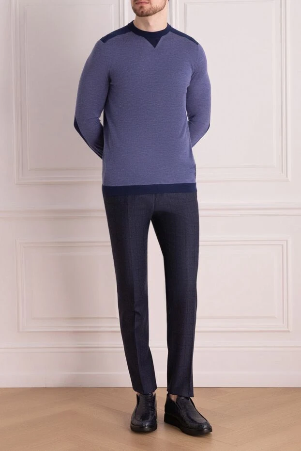 Мужской джемпер из кашемира с темными вставками на плечах и локтях - фото 2