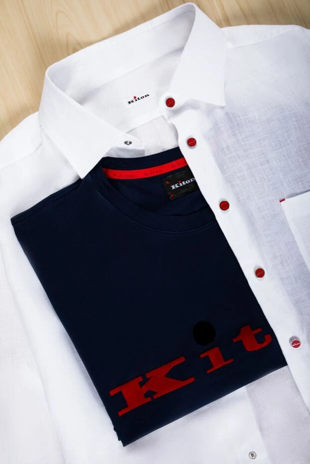 Kiton knitted t-shirt in a rich blue shade with a contrasting logo
159336 - photo 2