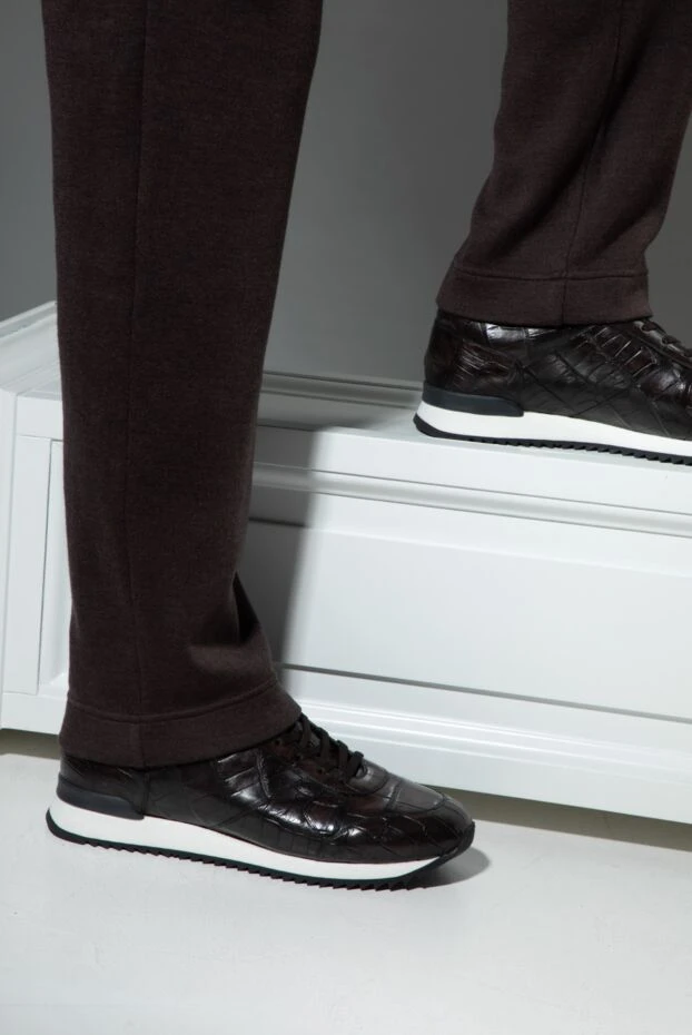 Cesare di Napoli крокодил былғары кроссовкалары қою қоңыр
160149 - фото 2