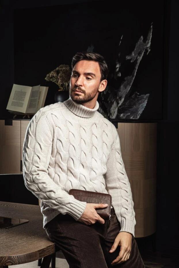 Cesare di Napoli мужской клатч из натуральной кожи крокодила тёплого коричневого оттенка
 160238 - фото 3