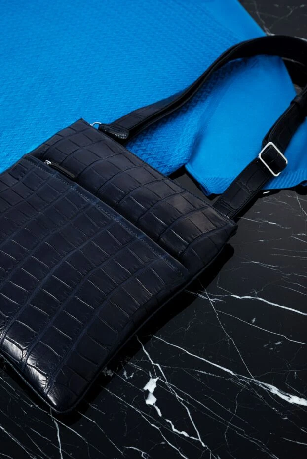 Сумка через плечо из фактурной кожи чернильно-синяя мужская - фото 2