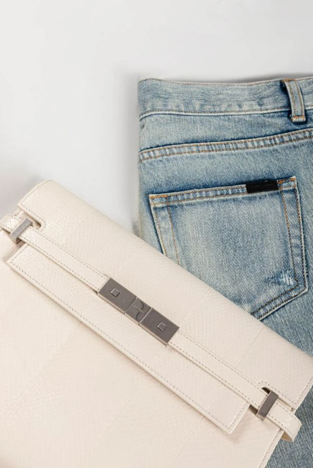 Saint Laurent сумка женская белая manhattan с клапаном 160314 - фото 3