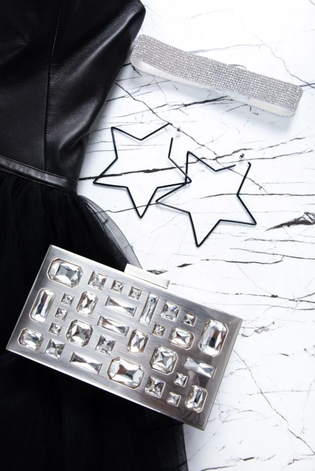 Earrings for women black in the shape of large stars - photo 2