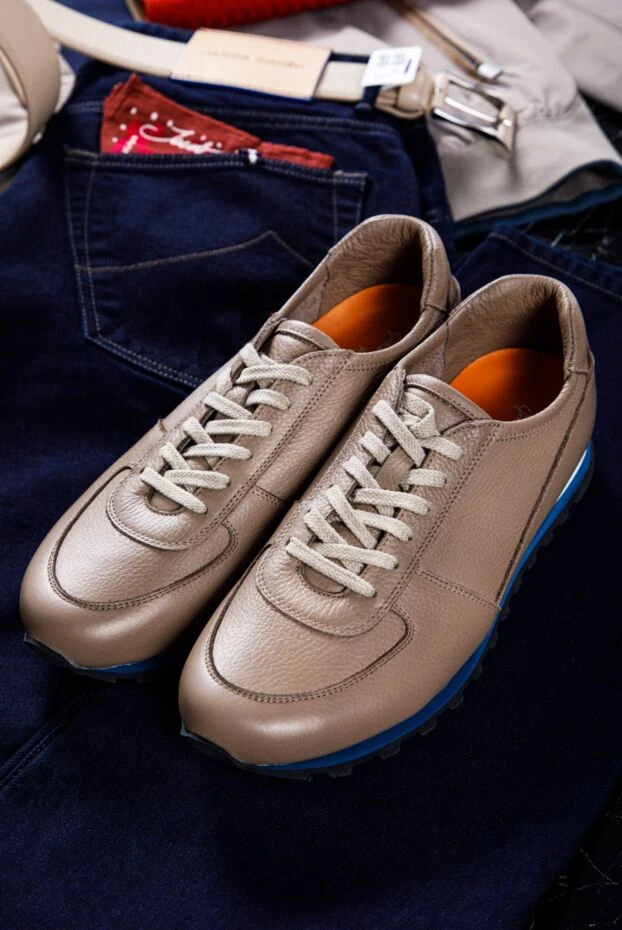 Andrea Ventura beige leather sneakers with a blue embossed sole
160423 - photo 2