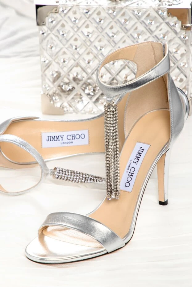Jimmy Choo босоножки женские серые кожаные с подвесками-кристаллами 160807 - фото 2