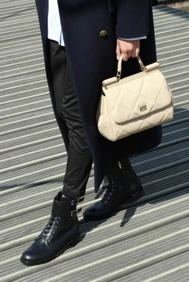 Gianvito Rossi ботинки женские черные кожаные с пряжками и шнуровкой 162355 - фото 2