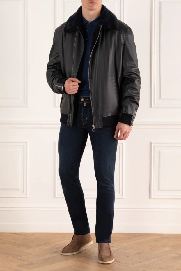 Куртка-бомбер синяя кожаная на меху с отложным воротником мужская - фото 2