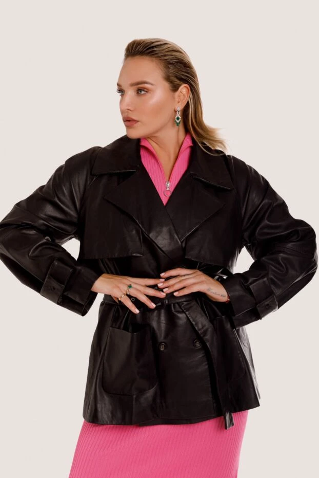 Двубортная куртка из мягкой кожи с широкими лацканами - фото 2
