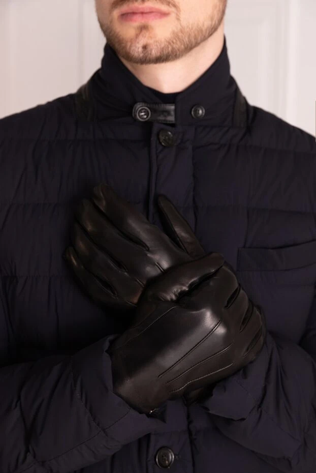 Corneliani man black leather gloves for men купить с ценами и фото 163345 - photo 2