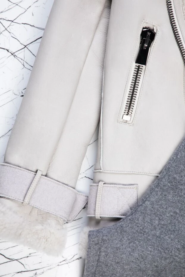 Cashmere & Silk Milano женский прогулочный костюм из кашемира серого цвета с вязаным рельефом 163531 - фото 2