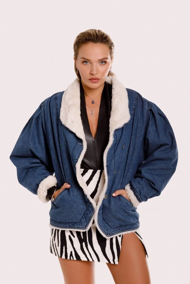 Джинсовый жакет на меху с асимметричной застёжкой и карманами
 - фото 2