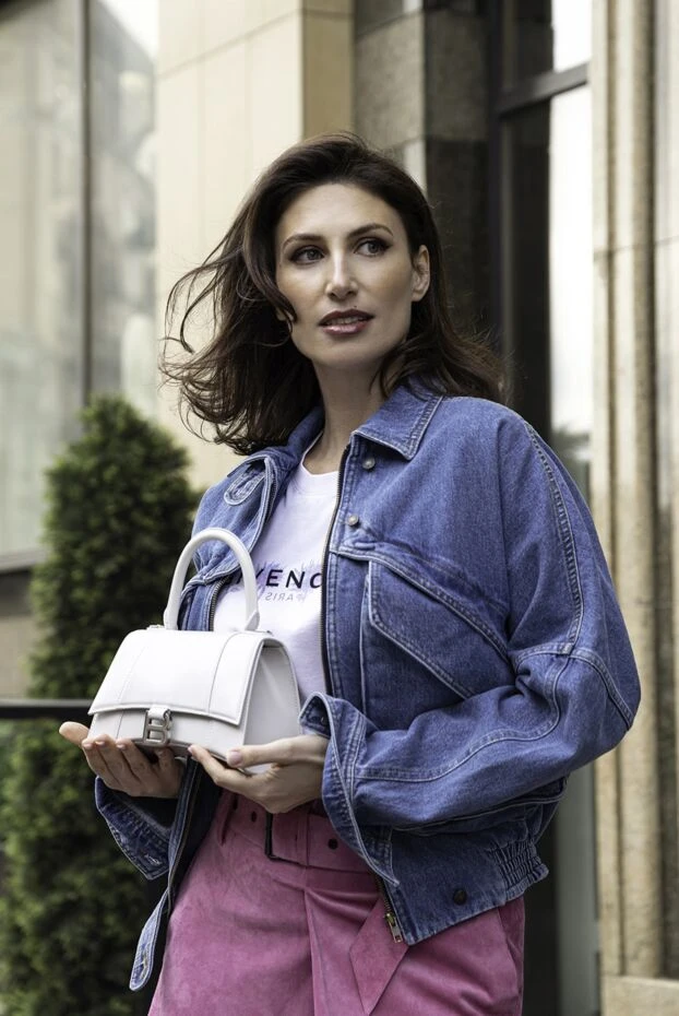 Balenciaga сумка женская белая кожаная с застежкой b 163877 - фото 2