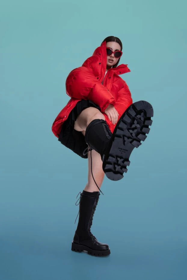 Balenciaga пуховик из полиамида и полиэстера красный женский 163887 - фото 2