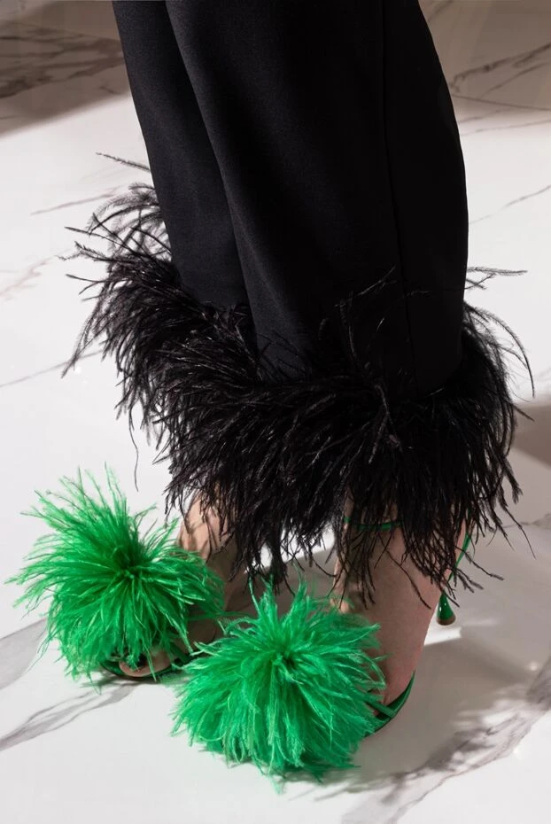 Green women's leather sandals with feathers - photo 2