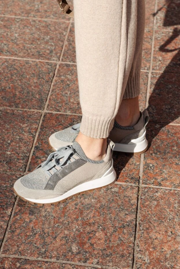 Сникеры женские с блестящими вставками бежевые - фото 2