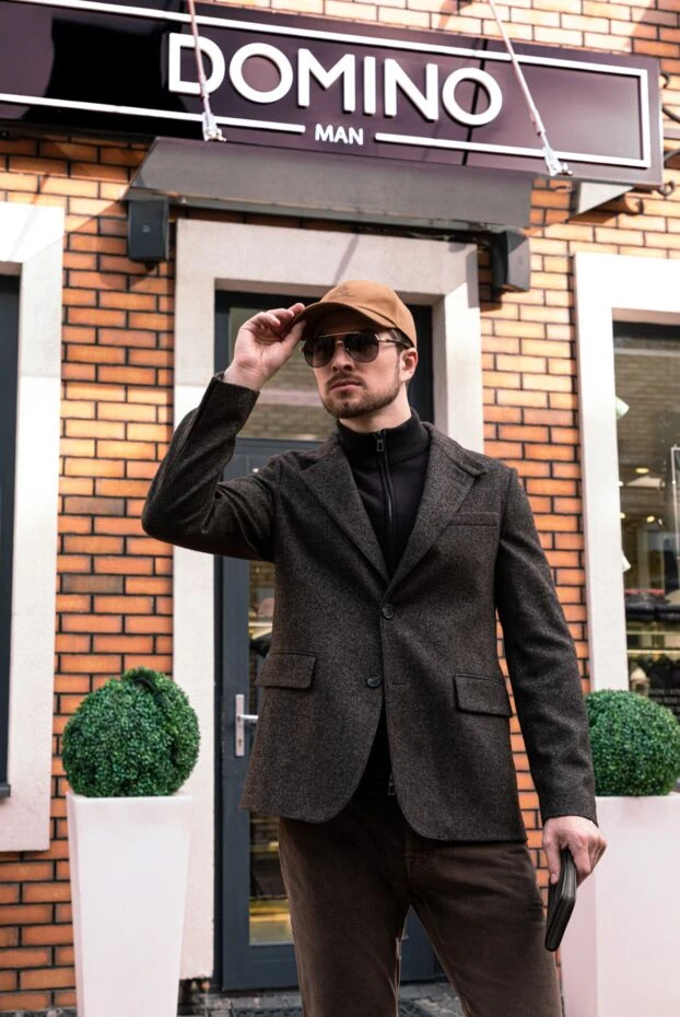 Zilli эластаны бар қою қоңыр түсті ерлер джинсы
164668 - фото 2