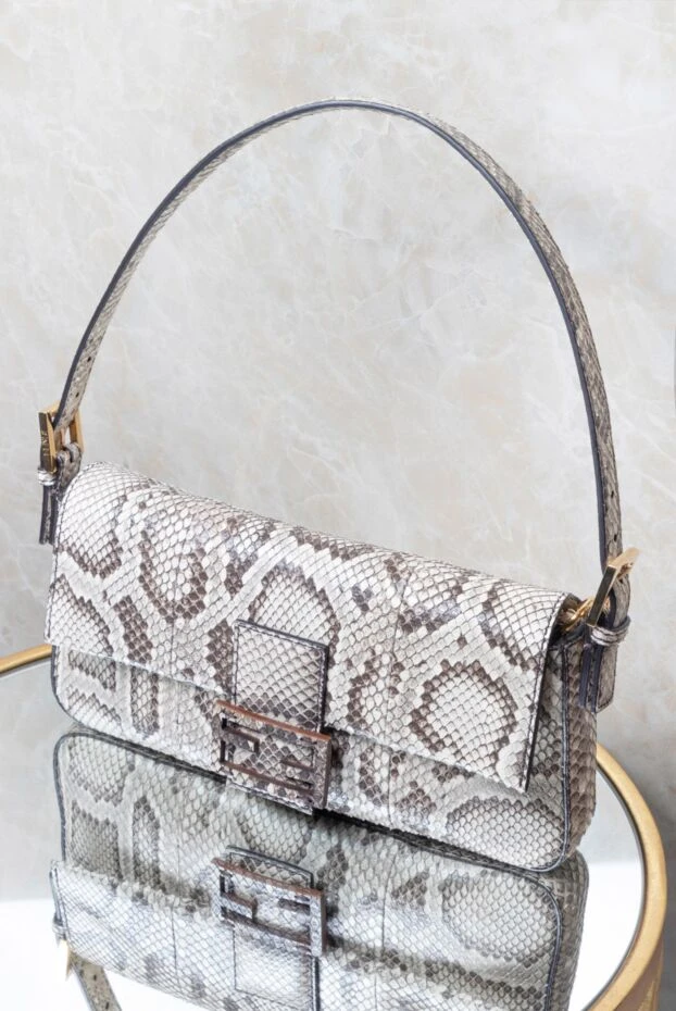 Fendi питон терісінің үлгісі бар әйелдердің бежевый сөмкесі 164677 - фото 2