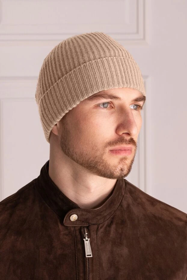 Шапка бини из кашемира вязаная в рубчик светло-коричневая мужская - фото 2
