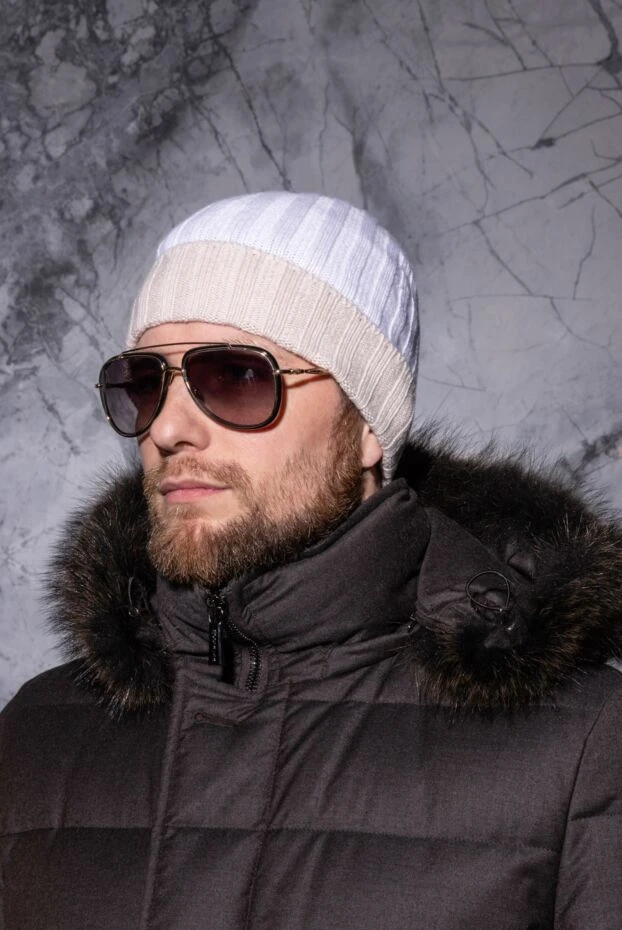 Шапка из кашемира белая мужская - фото 2