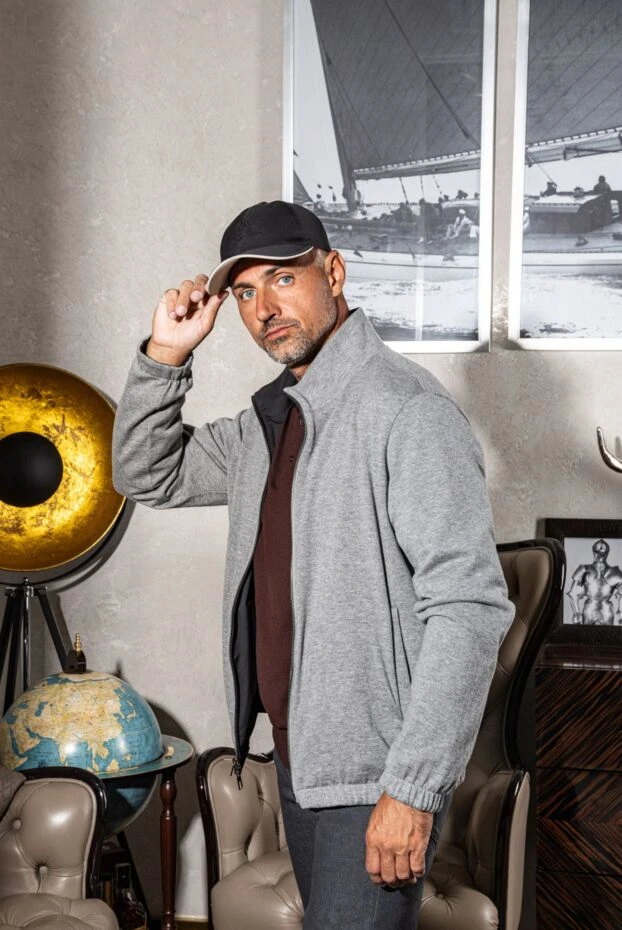 Loro Piana double-sided jacket made of smooth nylon and grey jersey
167736 - photo 2