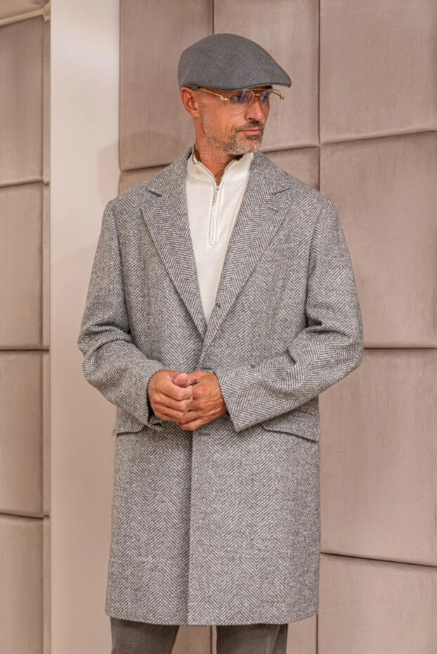 Classic cap made of thick gray wool
 - photo 2