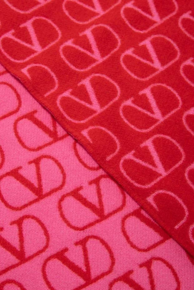 Valentino шарф женский красный и розовый с лого 168159 - фото 3