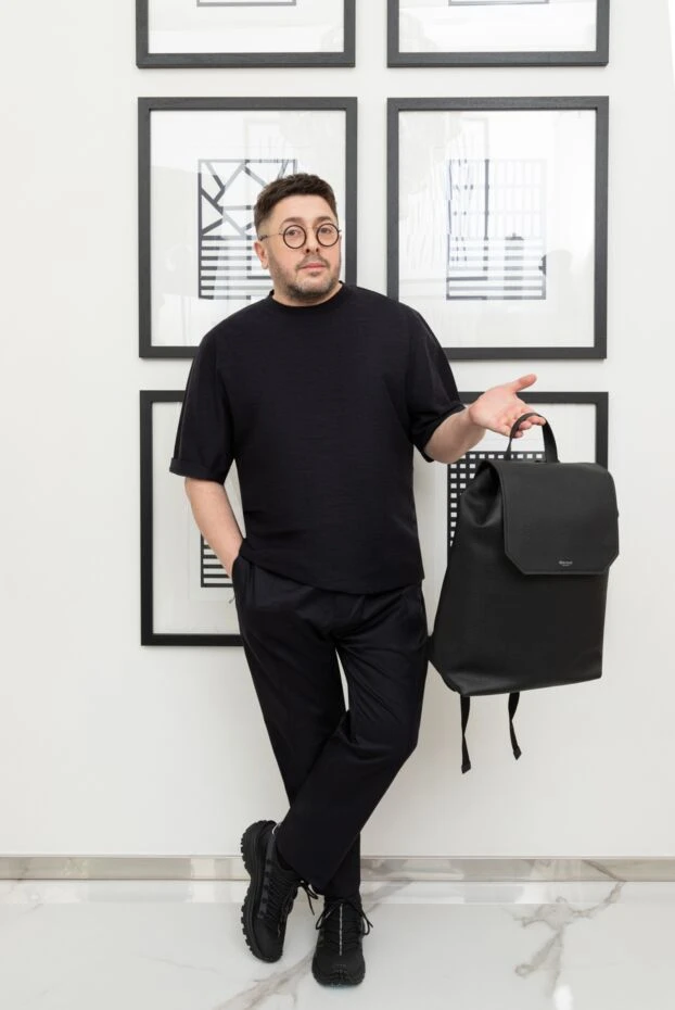 Dolce & Gabbana брюки мужские черные из хлопка с кулиской и карманами на молнии 168490 - фото 2