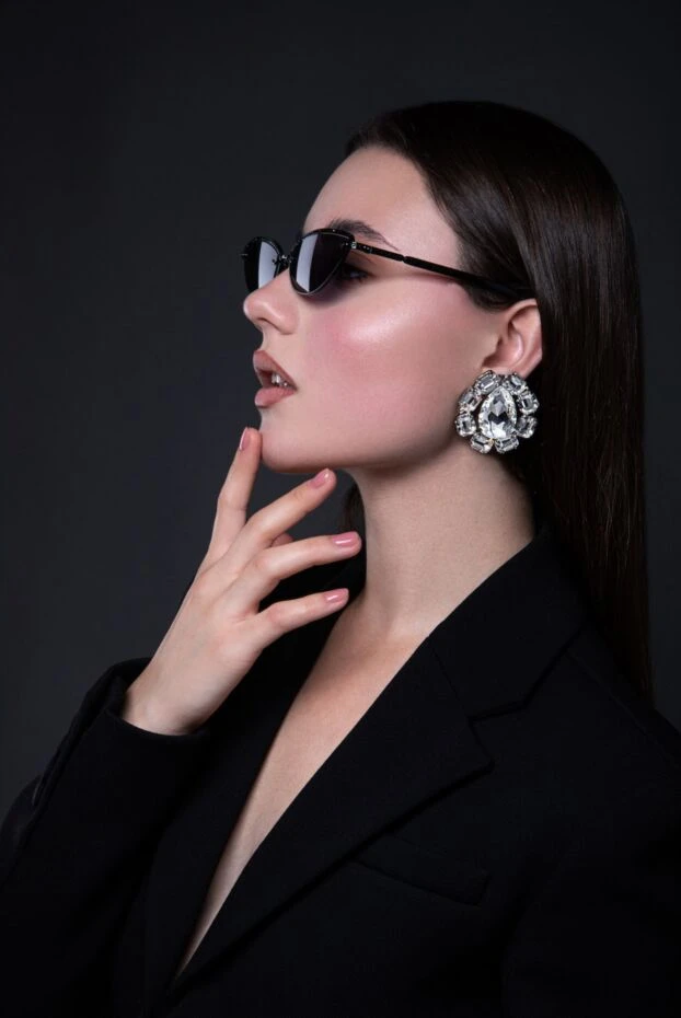 Кристалдары бар сұр сырға әйелдерге арналған - фото 2