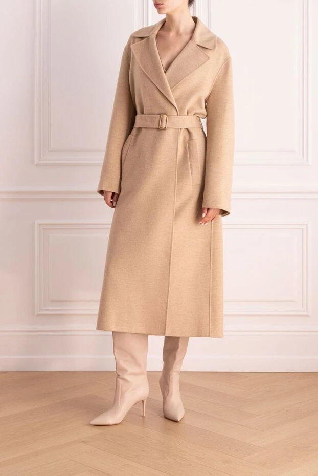 Loro Piana woman women's beige cashmere coat купить с ценами и фото 169207 - photo 2