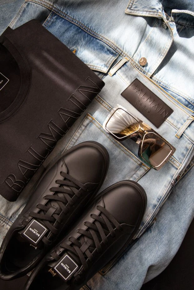 Balmain светло-голубые джинсы с декоративной прострочкой на коленях
169247 - фото 2