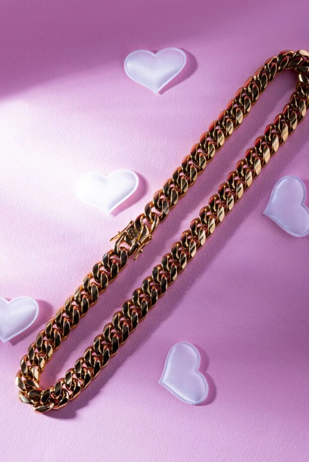 Fallon цепочка желтая женская с логотипом 169344 - фото 2