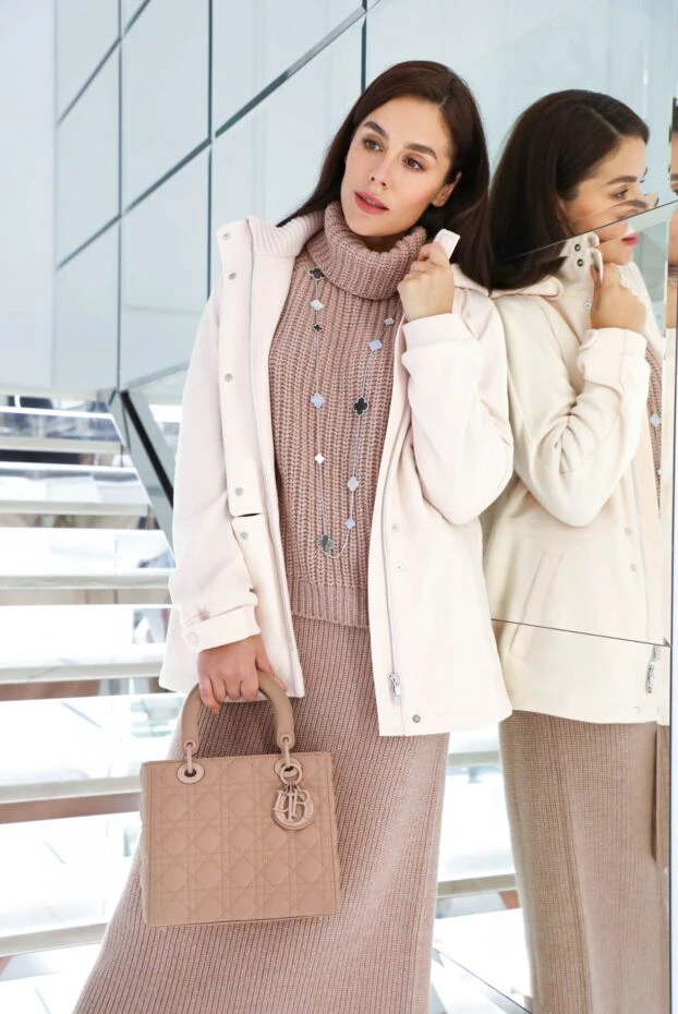 Loro Piana пуховик из кашемира и полиамида бежевый женский 169723 - фото 2